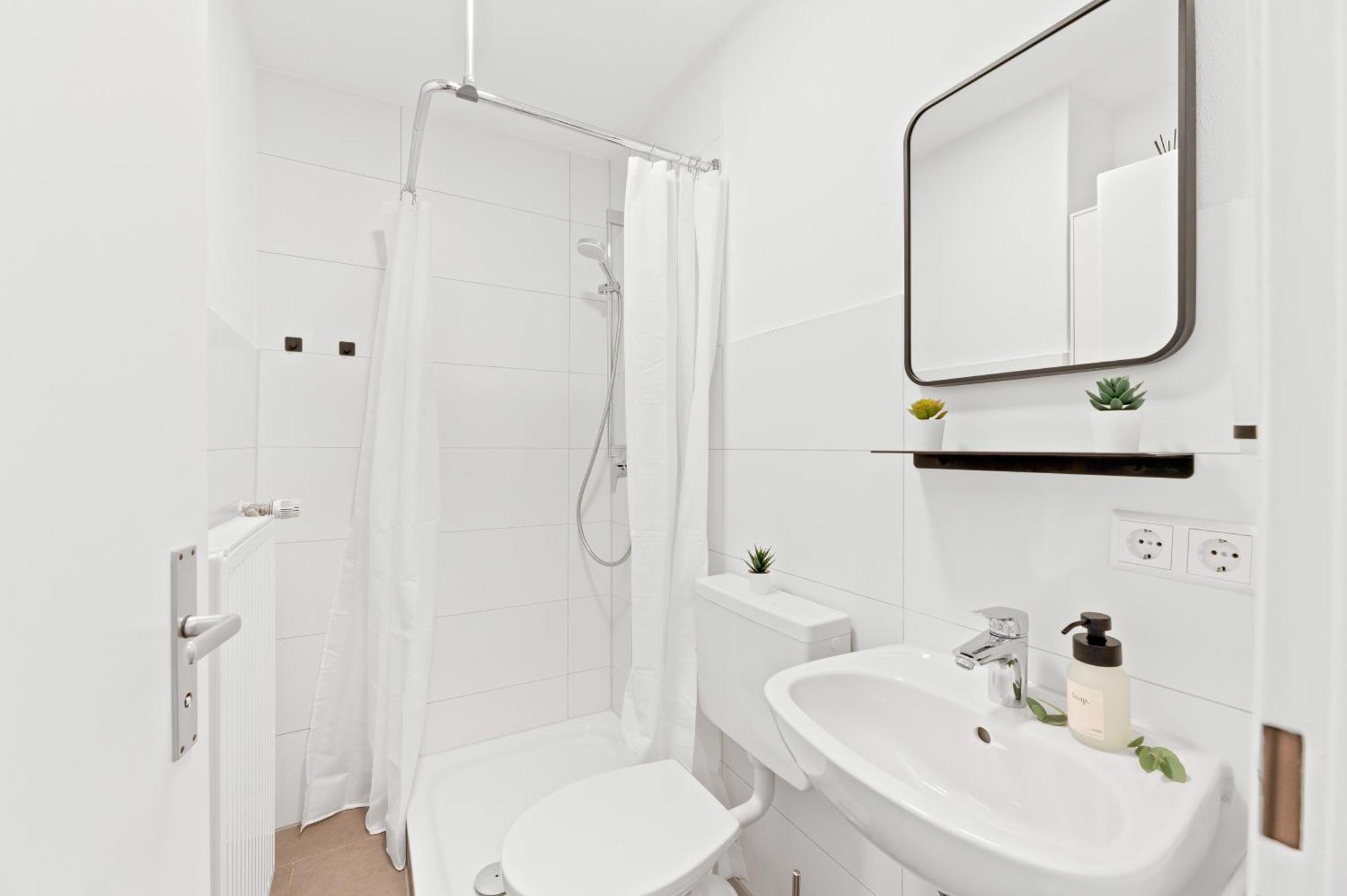 Wohlfuehl-Apartment I Zentral I Balkon I Kueche Fellbach Extérieur photo